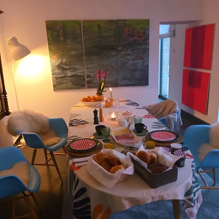 Bed & Breakfast Rhotels